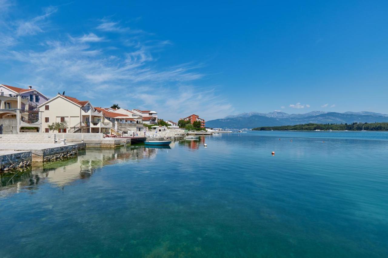 Apartments Tamaris Tivat Exterior photo